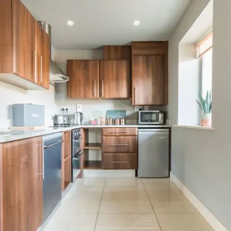 Apartment Centre 1 Bedroom